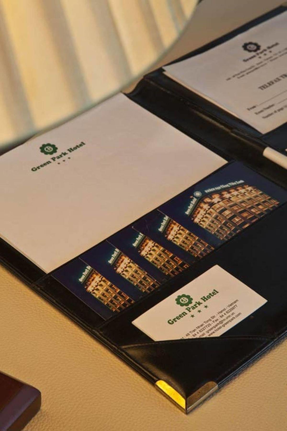 Green Park Hotel ハノイ市 エクステリア 写真